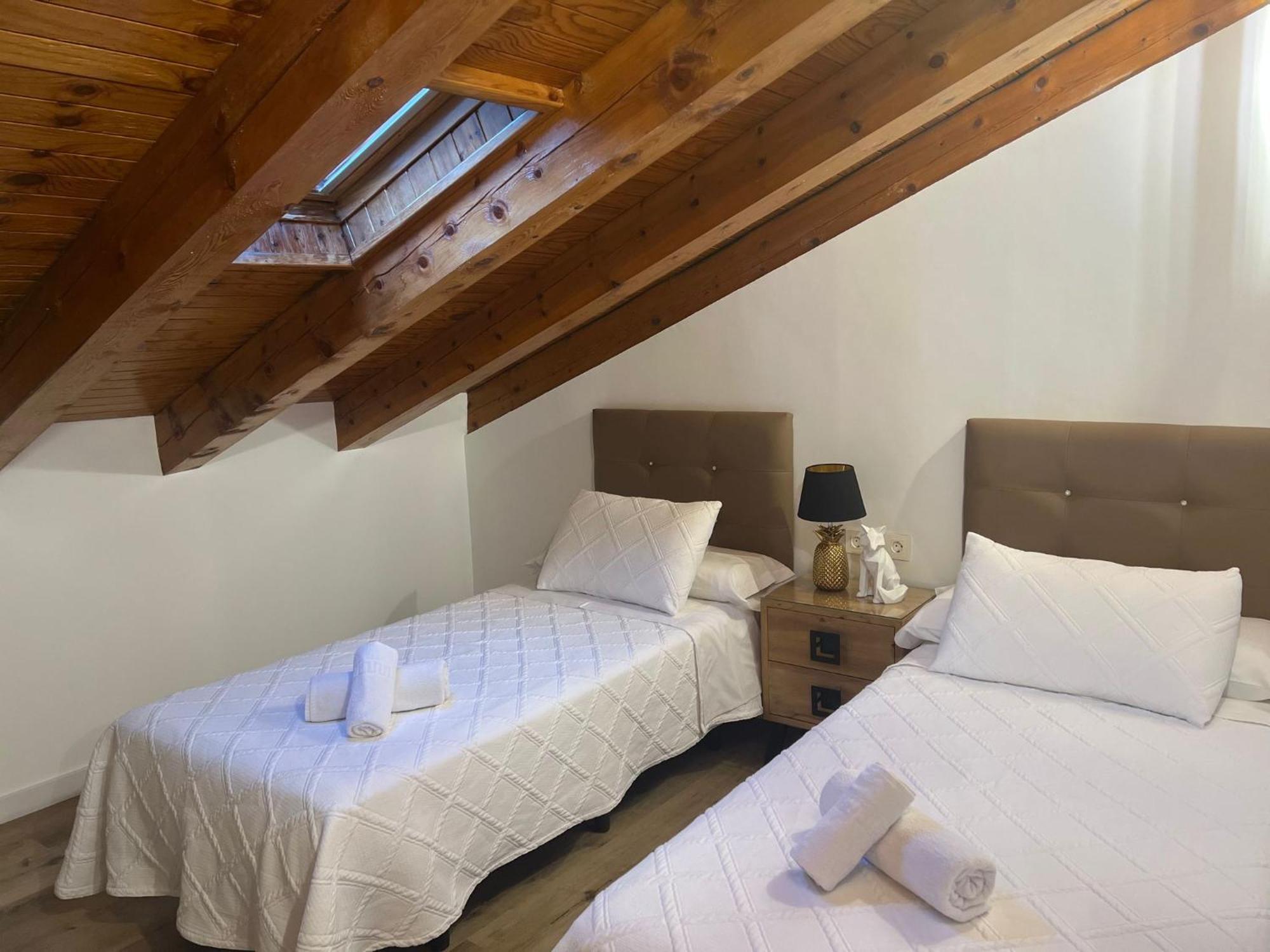Apartamento Valle De Incles Orenetes Wifi Y Parking Gratuito Солдеу Экстерьер фото